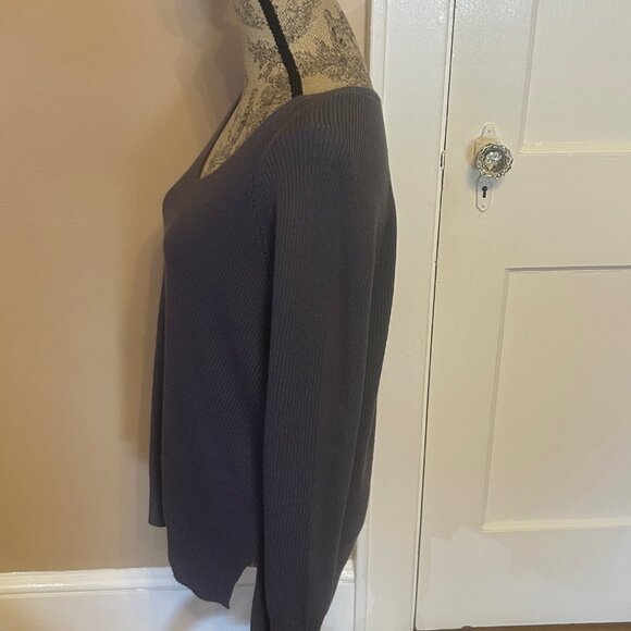 Athleta Hanover Refined soft and cozy V-Neck Sweater purple S - Picture 6 of 10